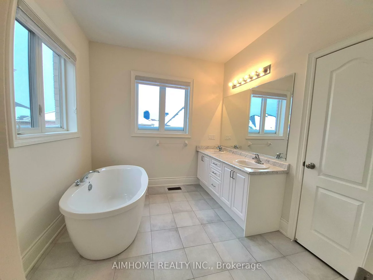 3222, William Rose, 1010 - JM Joshua Meadows, Oakville