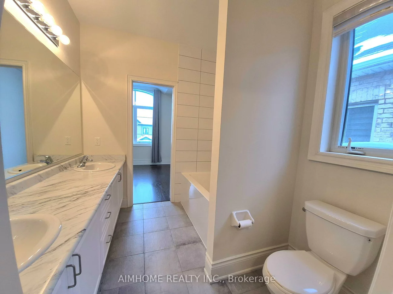 3222, William Rose, 1010 - JM Joshua Meadows, Oakville