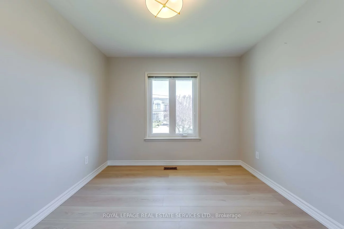 383, Wentworth, 1020 - WO West, Oakville