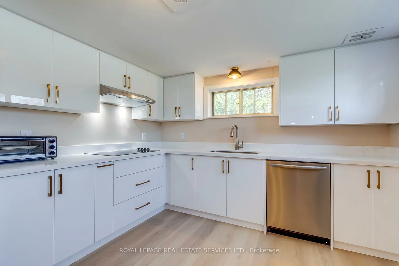 383, Wentworth, 1020 - WO West, Oakville