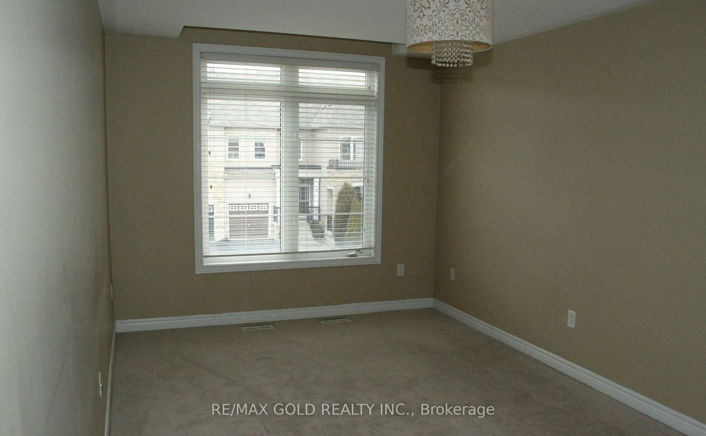 2406, Old Brompton, 1019 - WM Westmount, Oakville