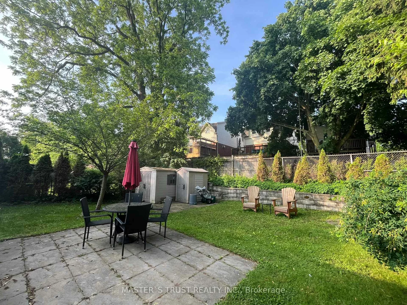 262, Queen Mary, 1002 - CO Central, Oakville