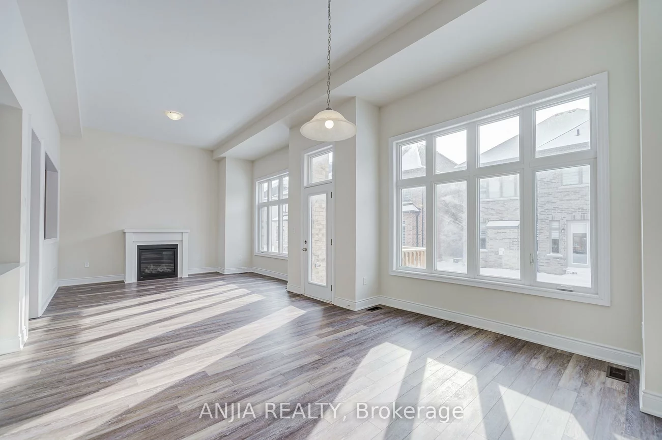 3428, Mosley, 1008 - GO Glenorchy, Oakville