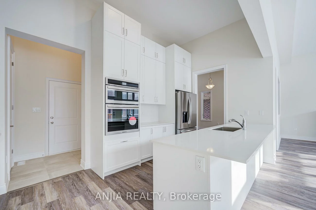 3428, Mosley, 1008 - GO Glenorchy, Oakville