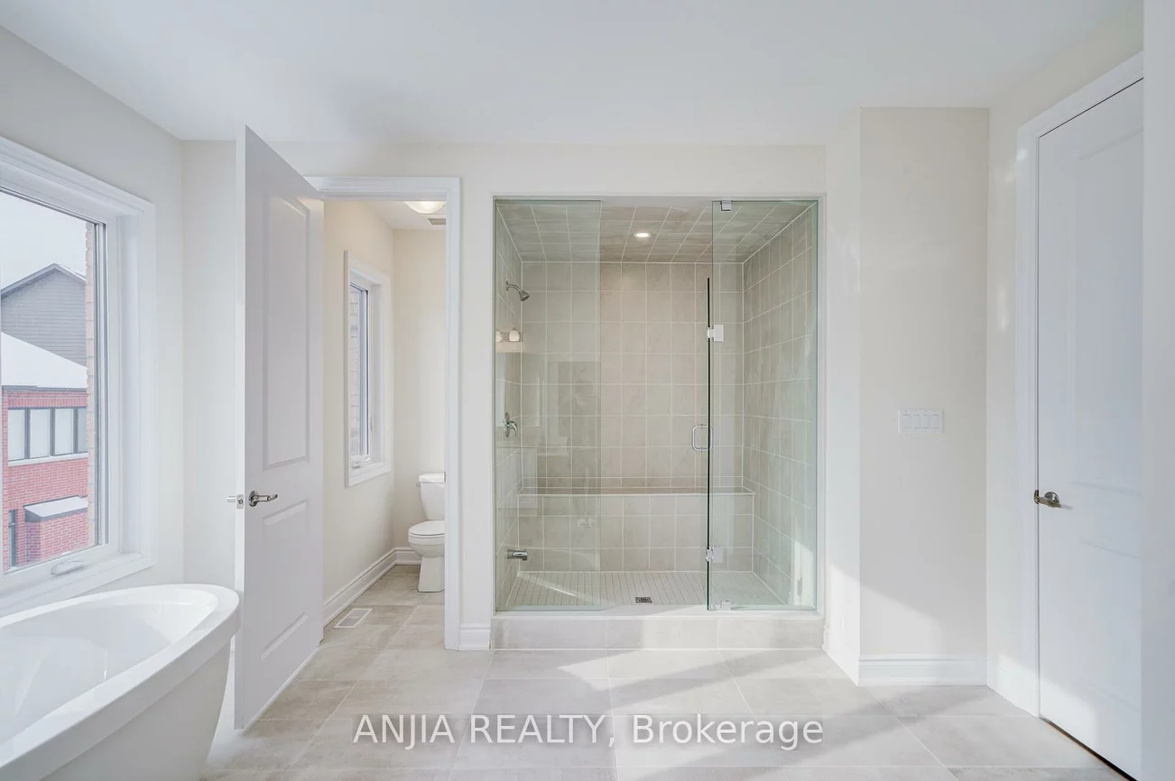 3428, Mosley, 1008 - GO Glenorchy, Oakville