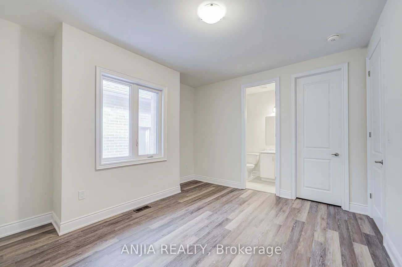 3428, Mosley, 1008 - GO Glenorchy, Oakville