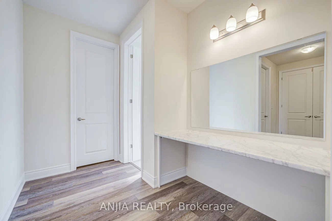 3428, Mosley, 1008 - GO Glenorchy, Oakville