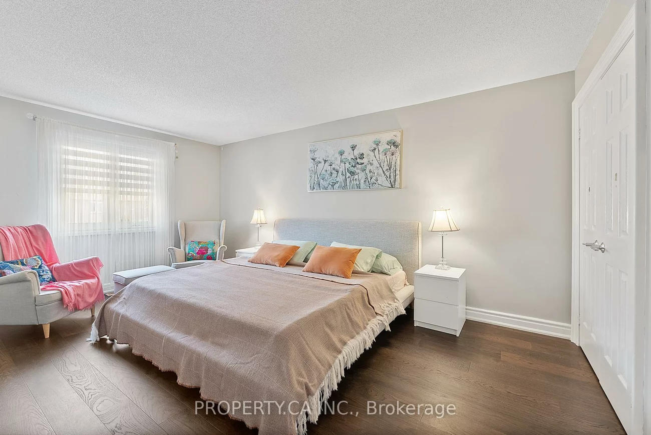 2057, Peak, 1015 - RO River Oaks, Oakville