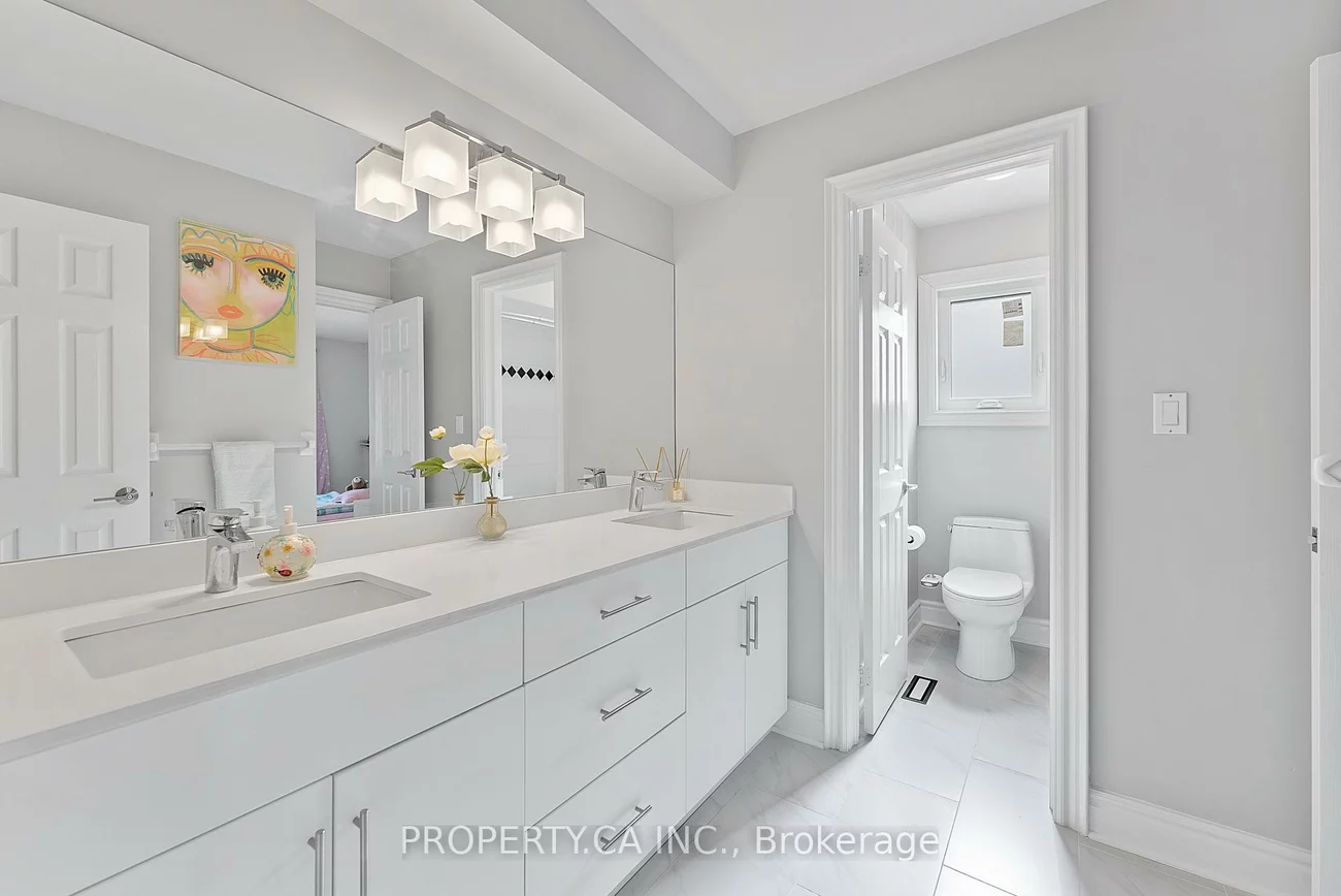 2057, Peak, 1015 - RO River Oaks, Oakville