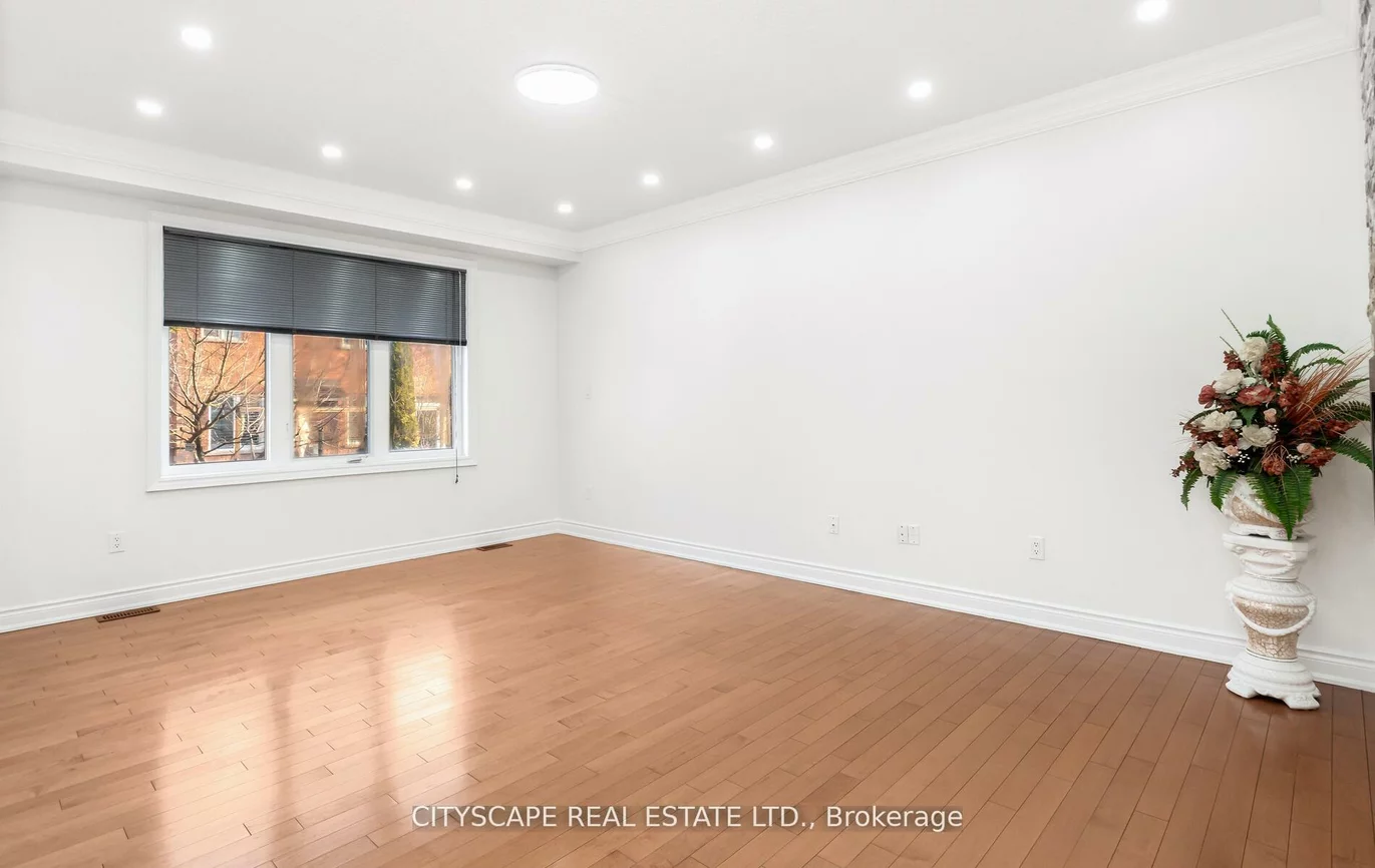 3322, Raspberry Bush, 1001 - BR Bronte, Oakville