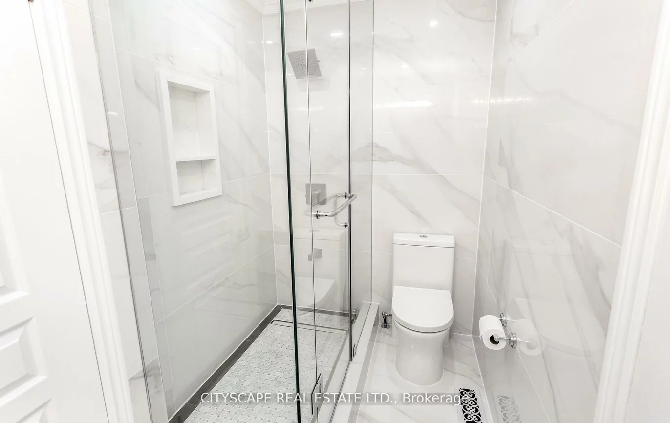 3322, Raspberry Bush, 1001 - BR Bronte, Oakville