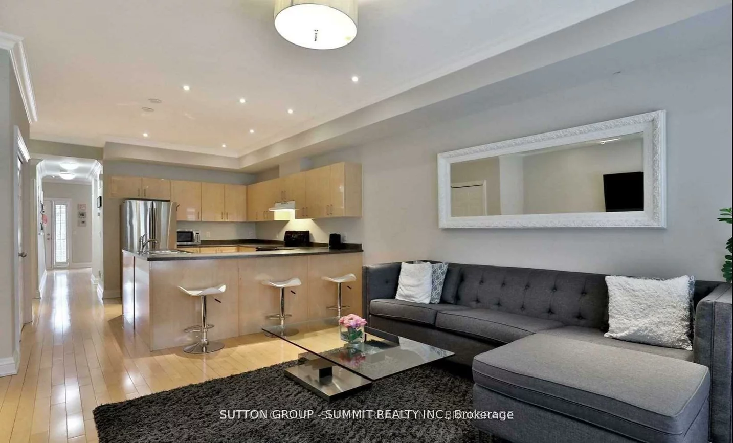 95, Kerr, 1002 - CO Central, Oakville