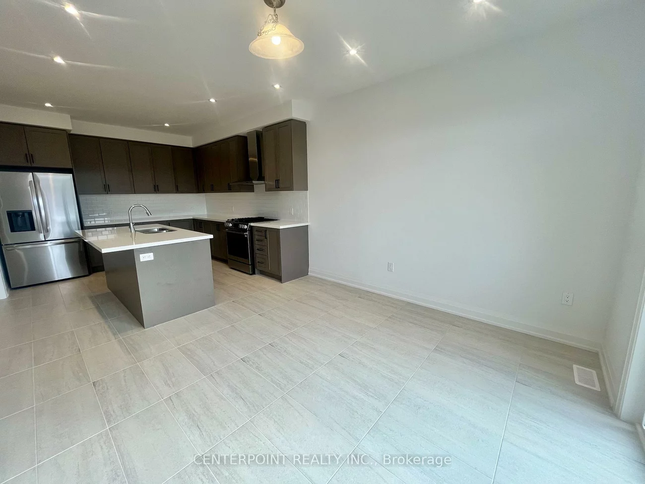 3194, Crystal, 1008 - GO Glenorchy, Oakville