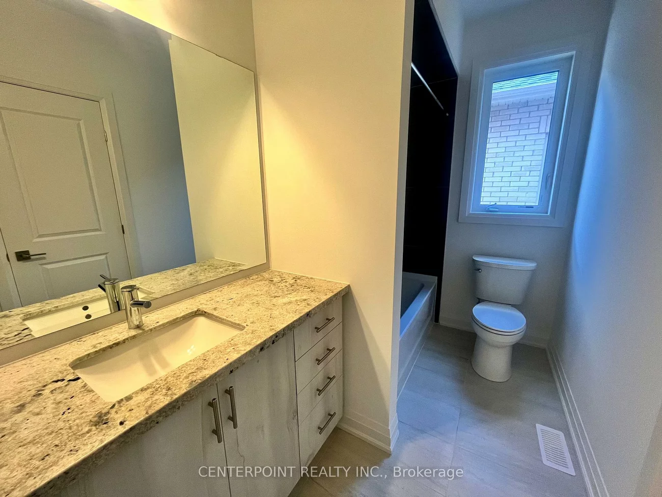 3194, Crystal, 1008 - GO Glenorchy, Oakville