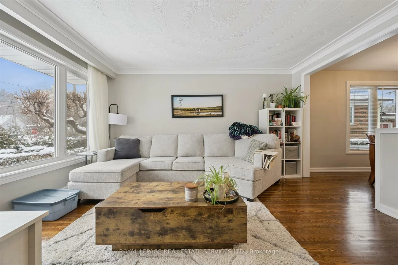 315, Queen Mary, 1002 - CO Central, Oakville