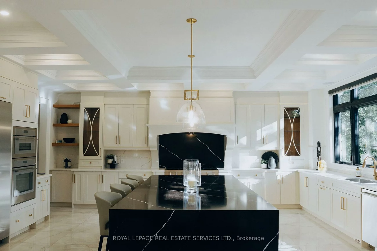 204, Maple Grove, 1011 - MO Morrison, Oakville