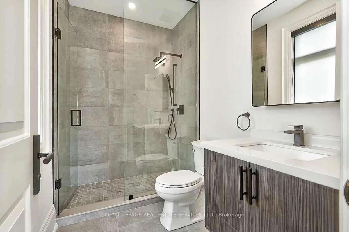 204, Maple Grove, 1011 - MO Morrison, Oakville