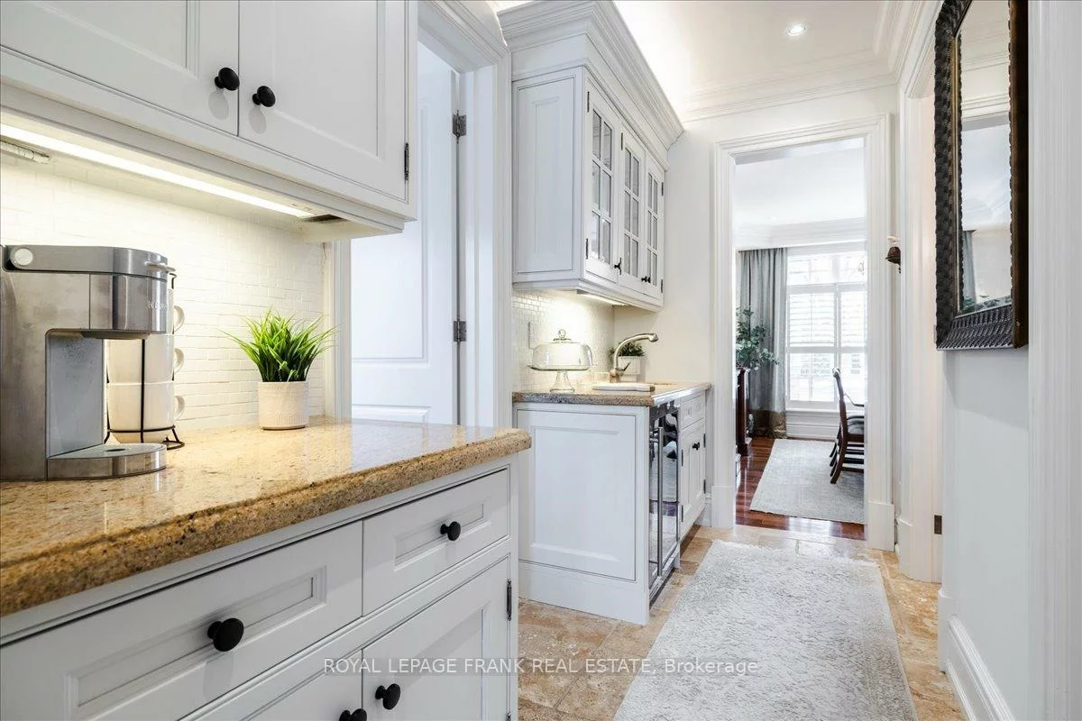 347, Chartwell, 1011 - MO Morrison, Oakville