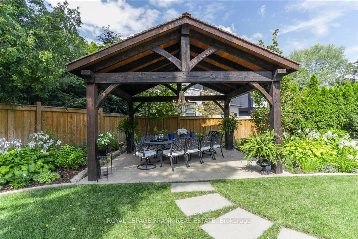 347, Chartwell, 1011 - MO Morrison, Oakville