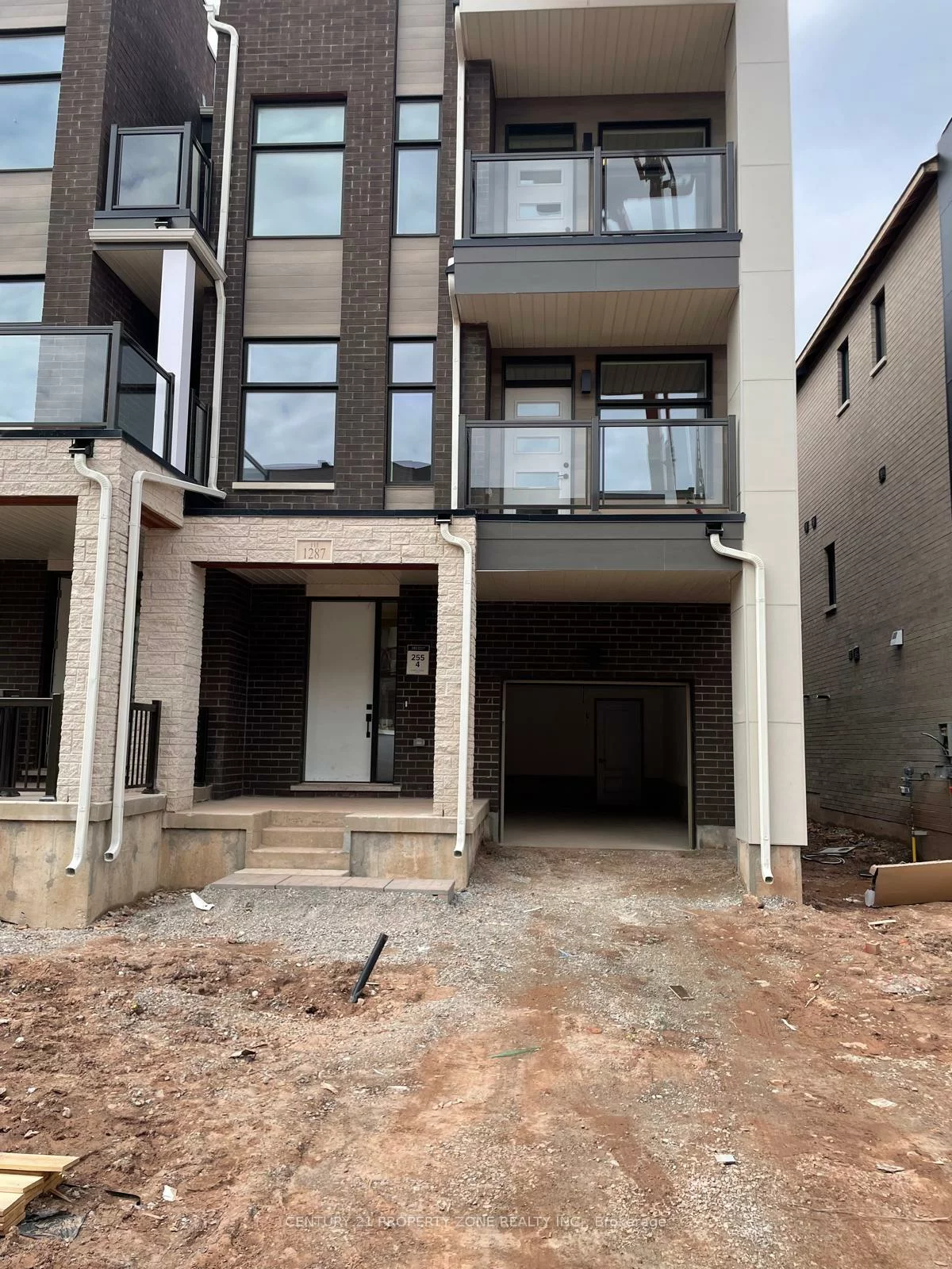 1287, Dempster, 1010 - JM Joshua Meadows, Oakville