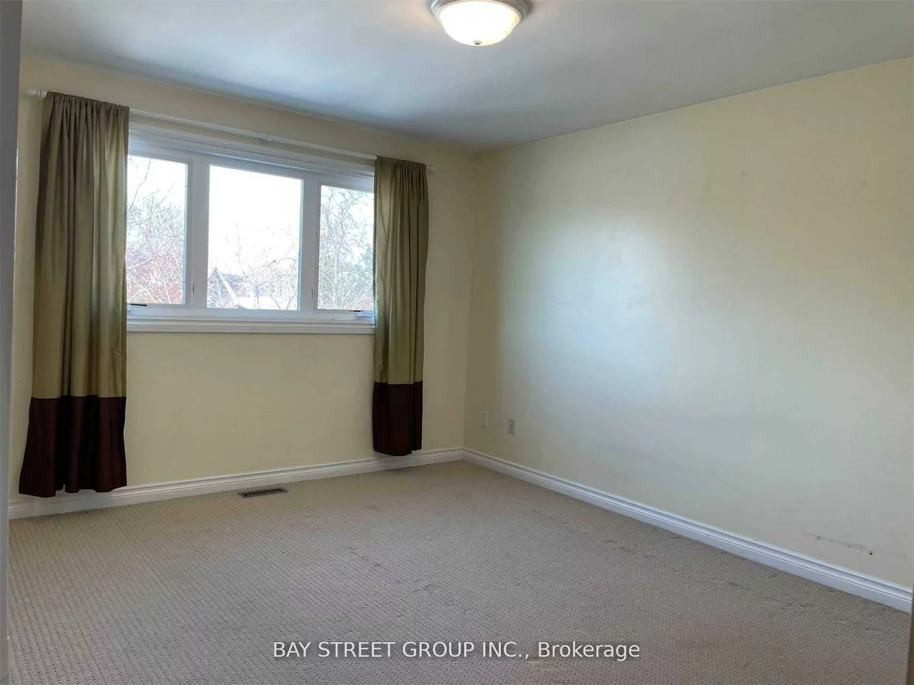 2079, Pineview, 1018 - WC Wedgewood Creek, Oakville