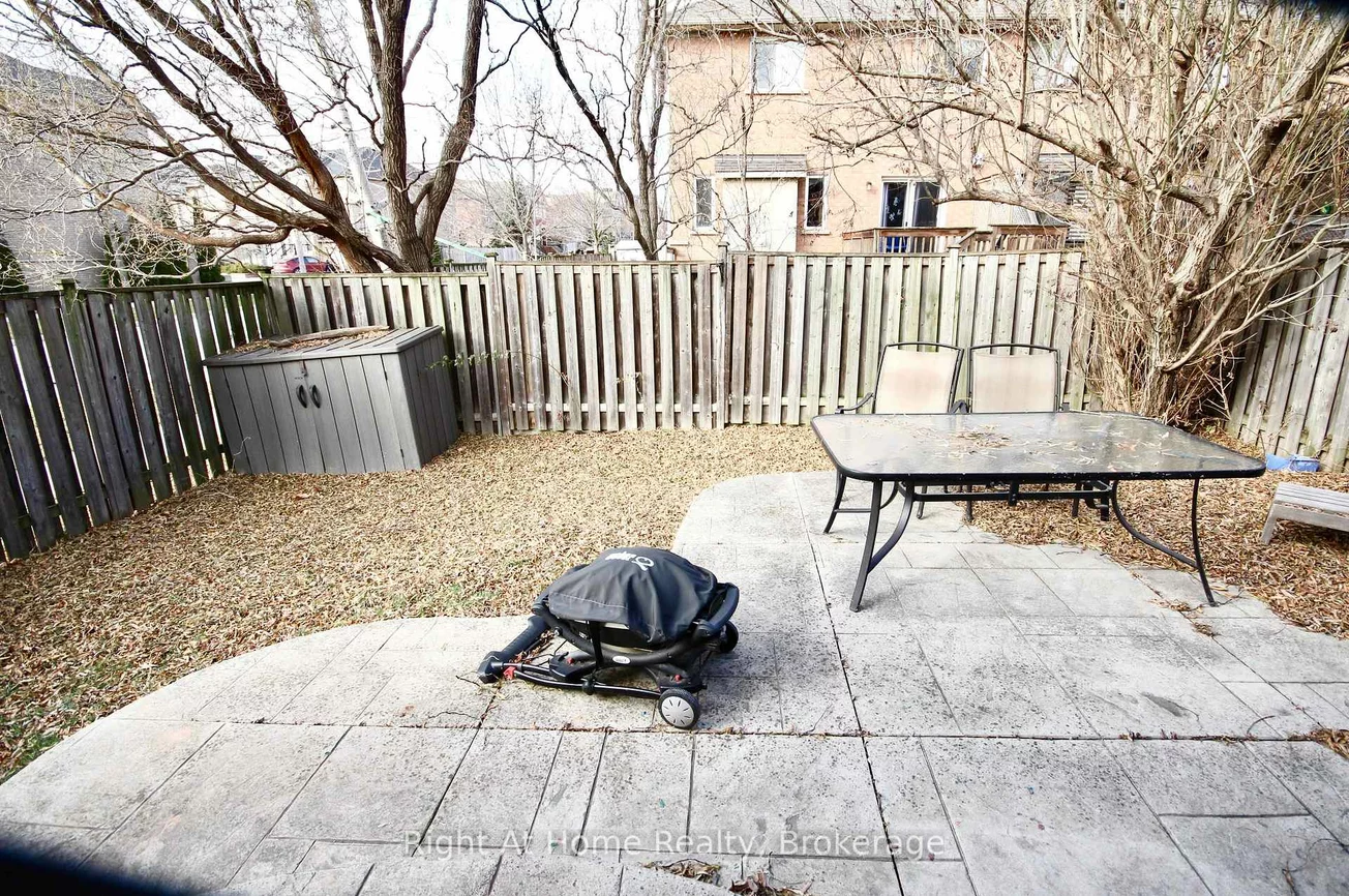 2253, Baronwood, 1019 - WM Westmount, Oakville