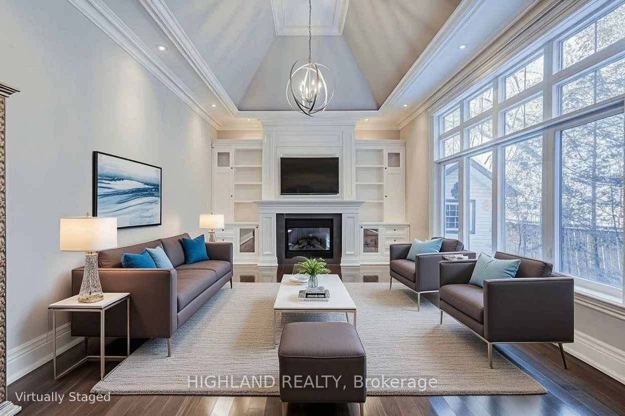 108, Livno, 1001 - BR Bronte, Oakville