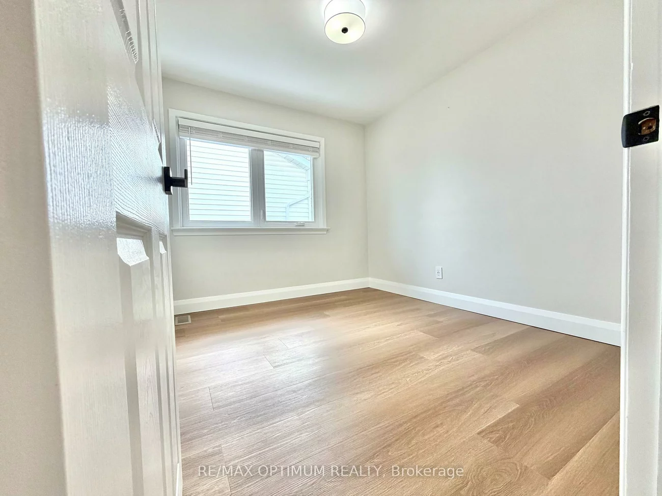 550, Third, 1020 - WO West, Oakville