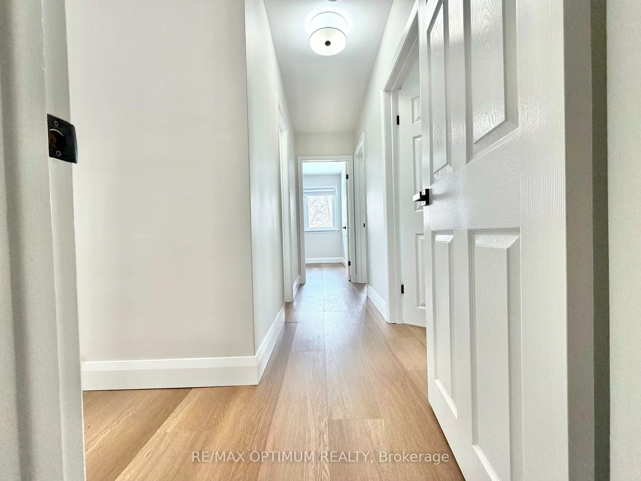 550, Third, 1020 - WO West, Oakville