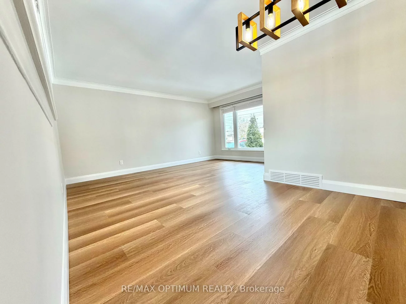 550, Third, 1020 - WO West, Oakville