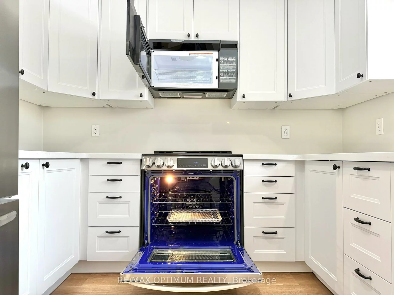 550, Third, 1020 - WO West, Oakville