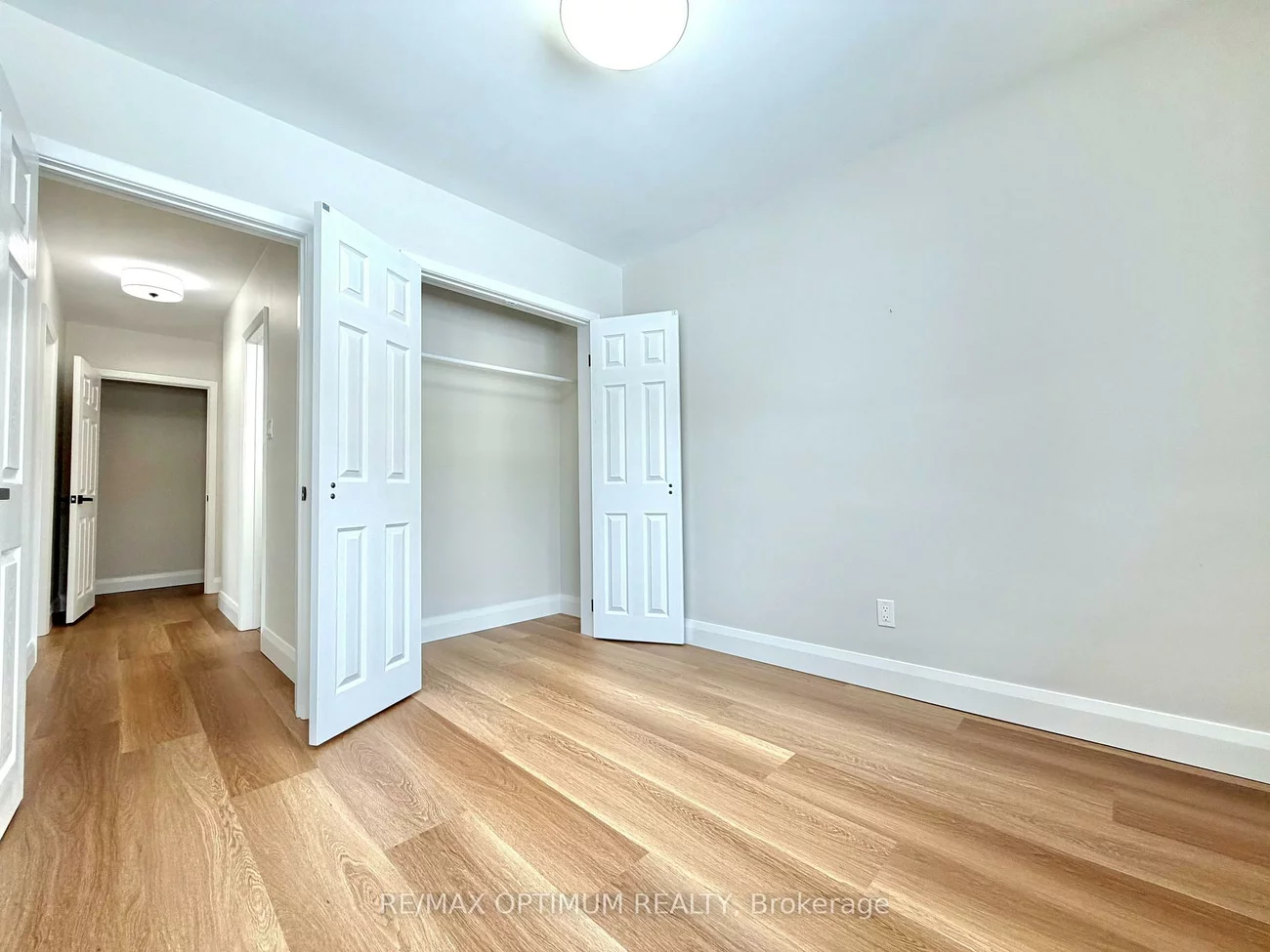 550, Third, 1020 - WO West, Oakville