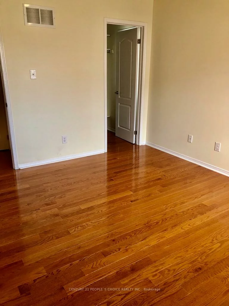 2171, Fiddlers, 1019 - WM Westmount, Oakville