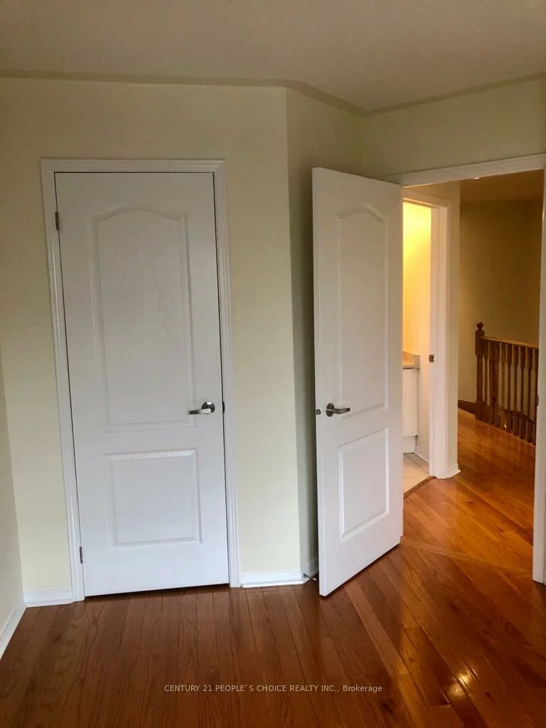 2171, Fiddlers, 1019 - WM Westmount, Oakville