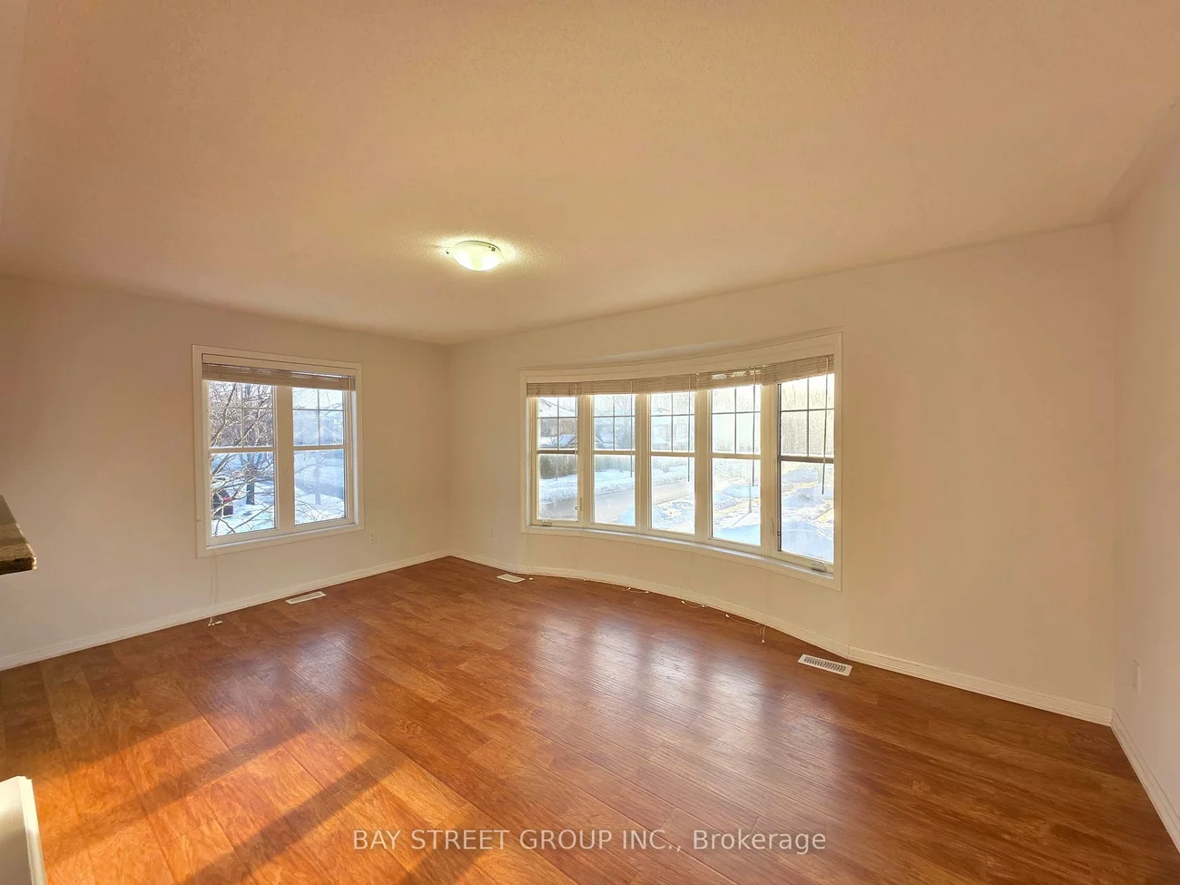 2266, Baronwood, 1019 - WM Westmount, Oakville