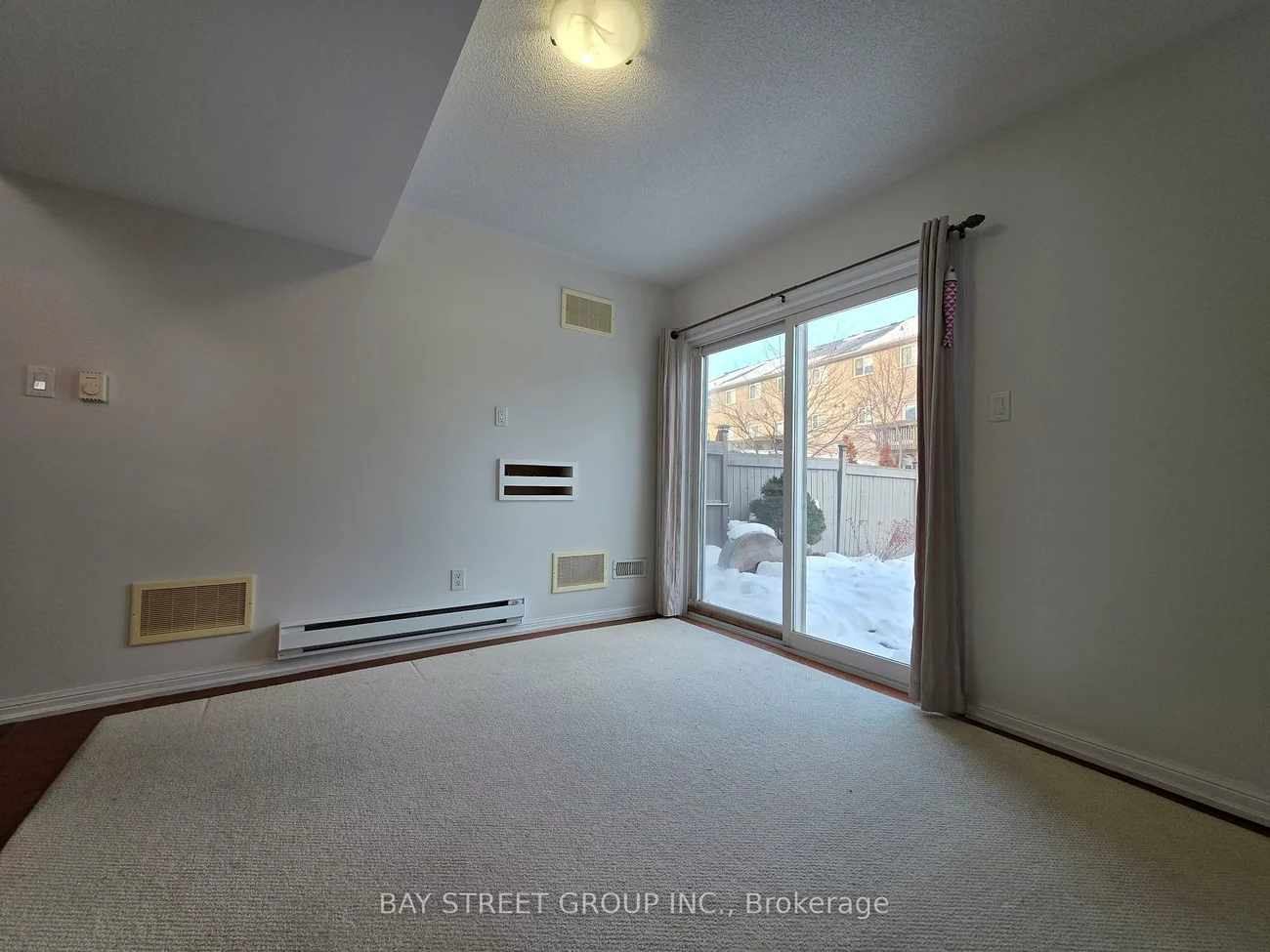 2266, Baronwood, 1019 - WM Westmount, Oakville