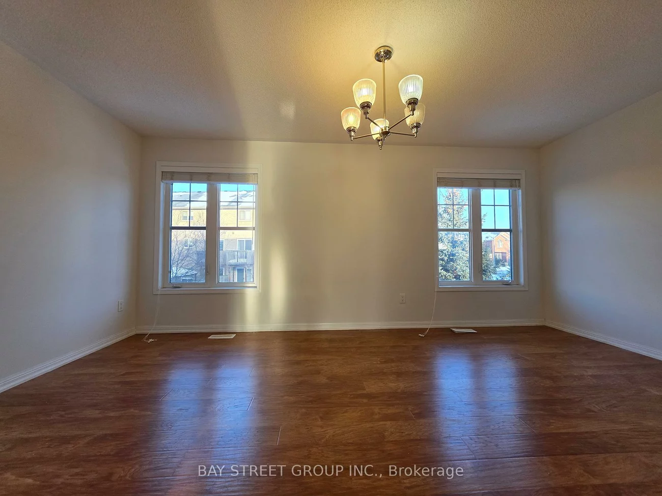 2266, Baronwood, 1019 - WM Westmount, Oakville