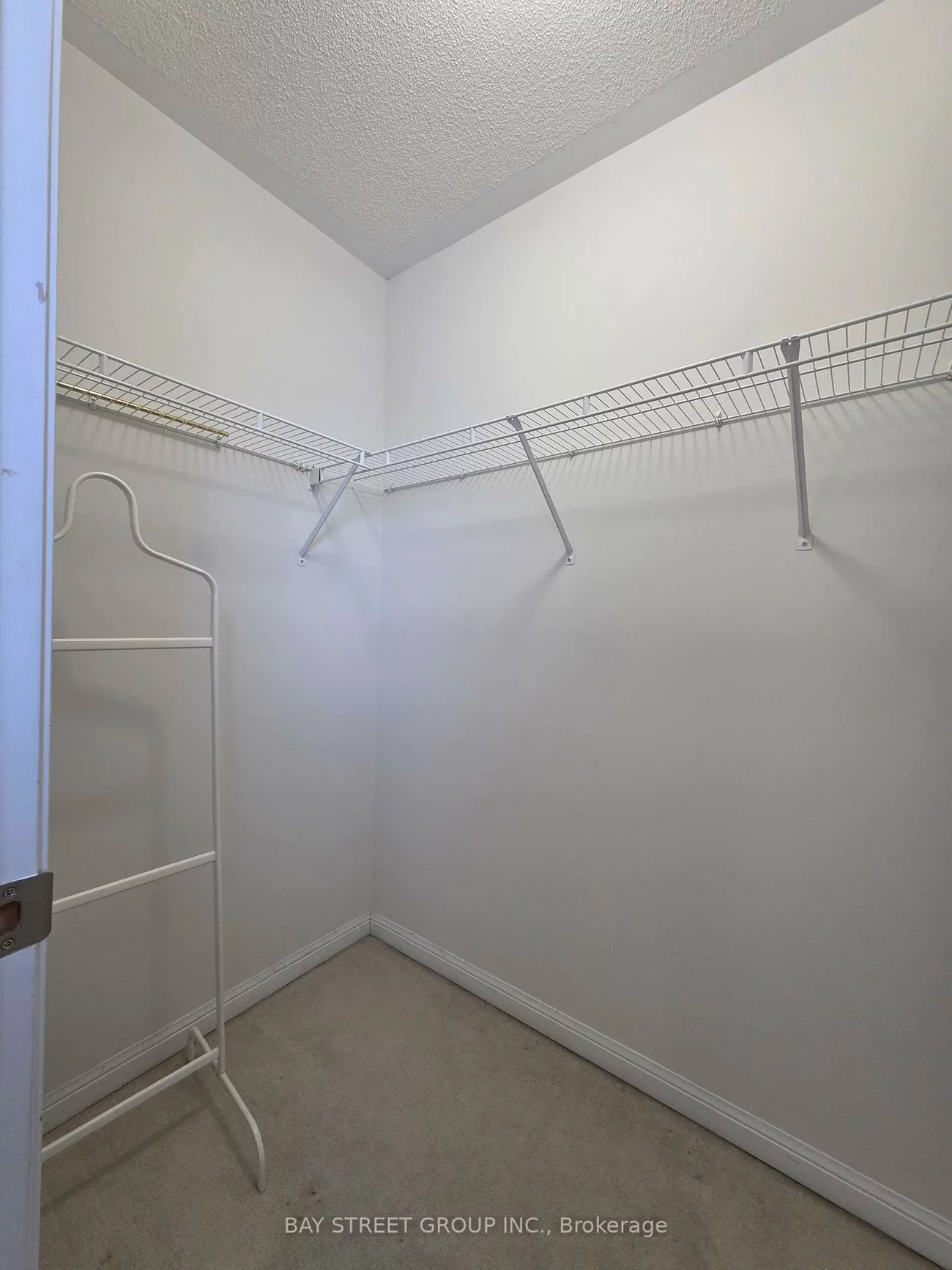 2266, Baronwood, 1019 - WM Westmount, Oakville