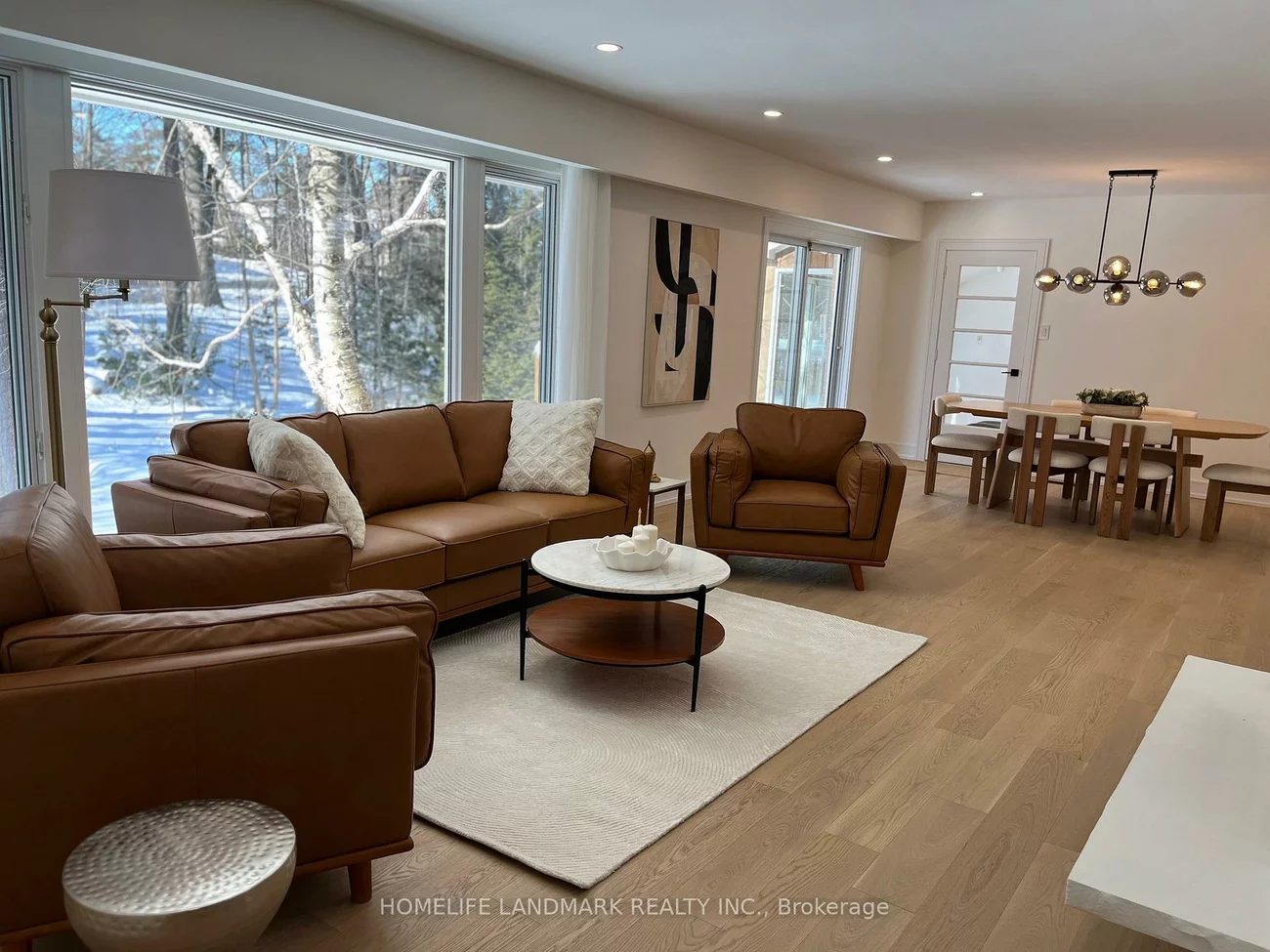 284, Woodland, 1006 - FD Ford, Oakville