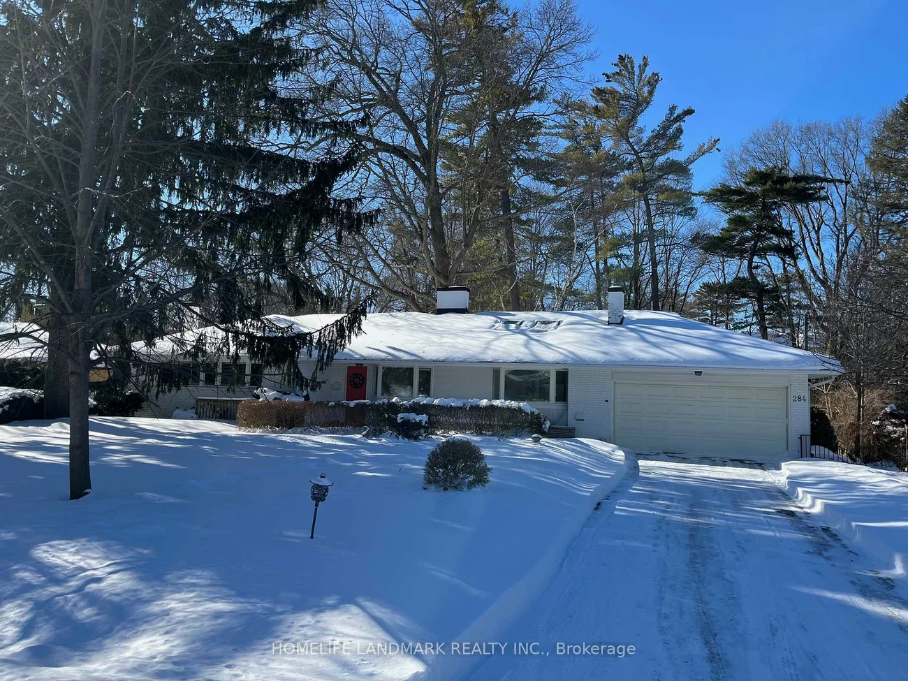 284, Woodland, 1006 - FD Ford, Oakville