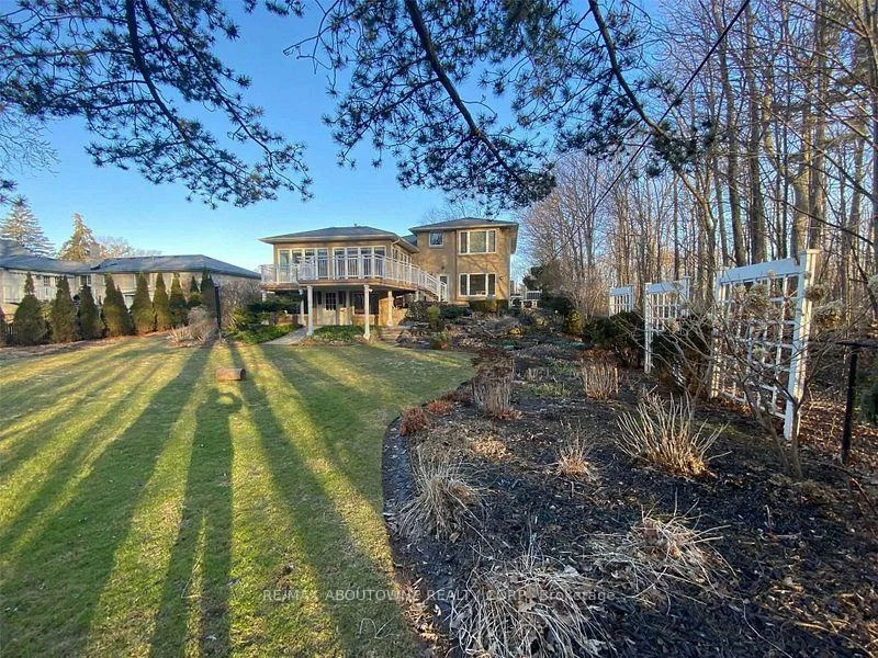 1306, Hixon, 1017 - SW Southwest, Oakville