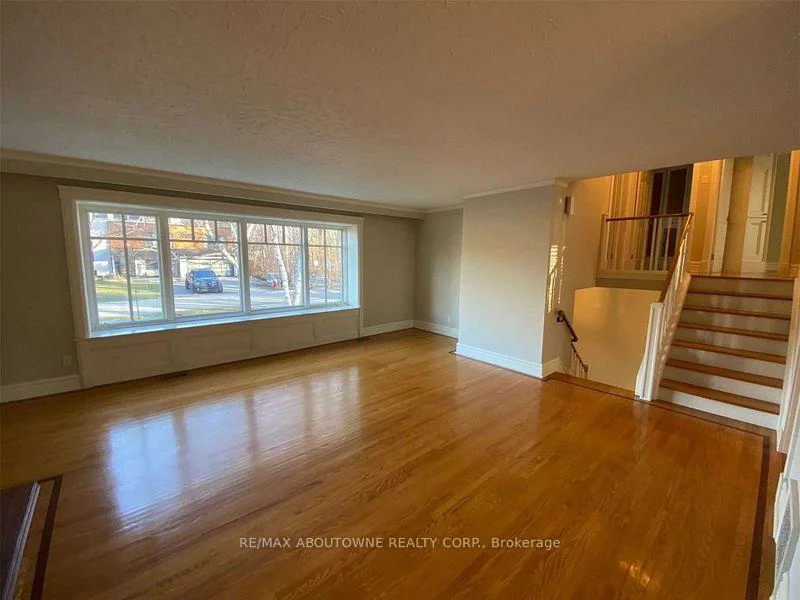 1306, Hixon, 1017 - SW Southwest, Oakville