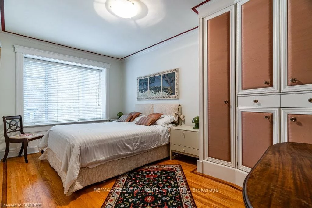 1306, Hixon, 1017 - SW Southwest, Oakville