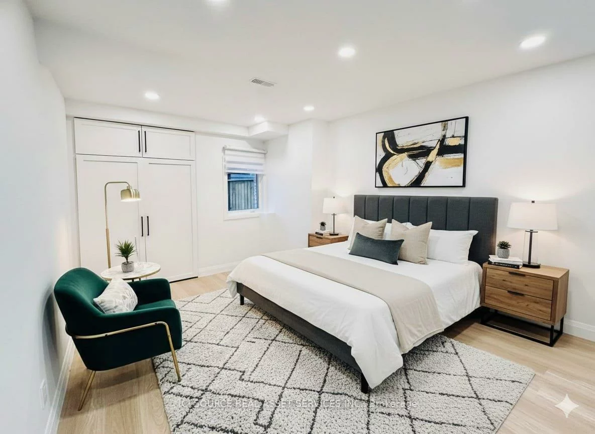 3186, Hines, 1008 - GO Glenorchy, Oakville