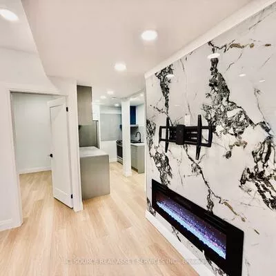 3186, Hines, 1008 - GO Glenorchy, Oakville