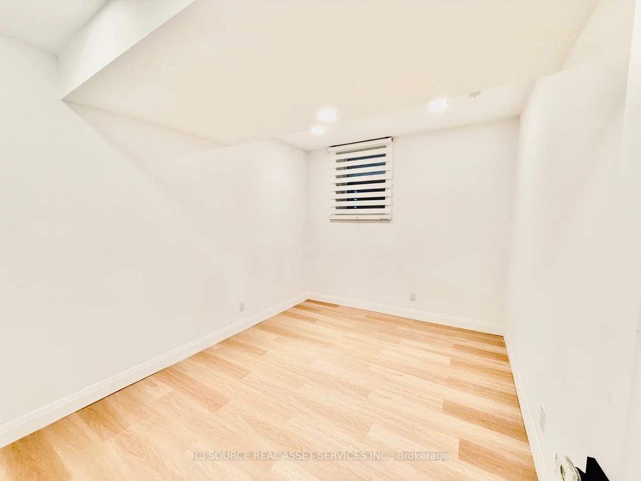 3186, Hines, 1008 - GO Glenorchy, Oakville