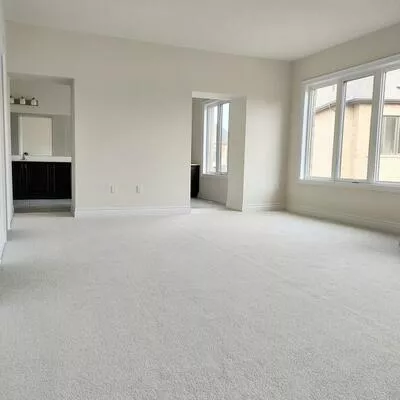 44, Settlers, 1008 - GO Glenorchy, Oakville