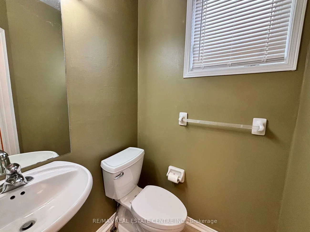 2250, Stone Glen, 1019 - WM Westmount, Oakville