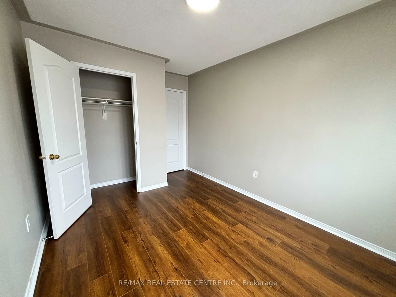 2250, Stone Glen, 1019 - WM Westmount, Oakville