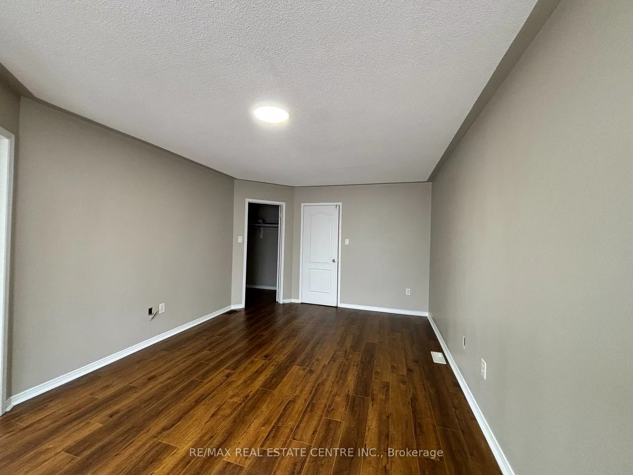 2250, Stone Glen, 1019 - WM Westmount, Oakville